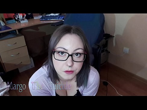 ❤️ Seksi djevojka s naočalama duboko siše dildo na kameri ️❌ Kvalitetan seks na hr.naughtyhentai.ru ☑